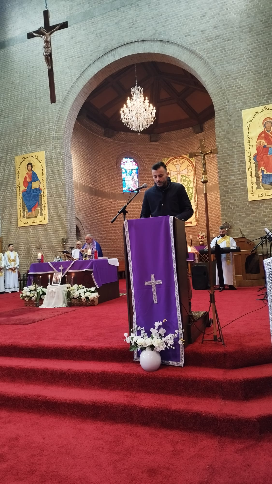 جانب من صور قداس الاحد الثالث من الصوم وصلاة الجناز عن روح المرحوم